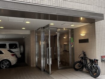 コツリバ 麻布十番店(KOTURIBA)/裏手に入り口があります!