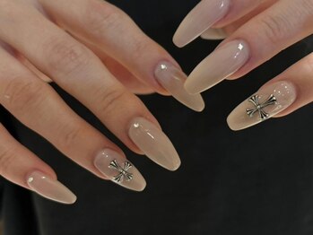 マックスビューティーネイル(MAX BEAUTY nail)の写真/美しいフォルムで自然でスラリとした指先に☆イベントなどで綺麗に魅せたい方にもおすすめ◎