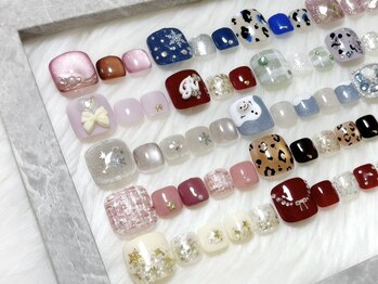 ネイルハート(Nail HEART)の写真/《素足にはフットネイルで女子力UP♪》サンプル50種以上ご用意！初めての方にもおすすめ◎