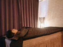 アムスパ(Aum Spa)/ヒートマットで大量発汗