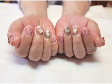 ちひろのへや/ピンクガーリーネイル