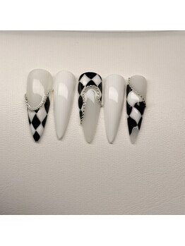 アトリエ ハチ 神戸新開地(Atelier 8)/モノトーンネイル