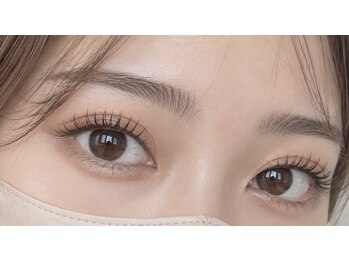 ピエス デ アイ 宇都宮の写真/初めての眉毛・まつげパーマも安心してお任せください。お顔に合わせた目元をご提案いたします！
