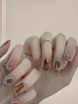 閨匠ビューティサロン 表参道店の写真/繊細なデザインもお任せください♪様々な持ち込みデザインを再現します◎カラー600色以上!パラジェル有♪