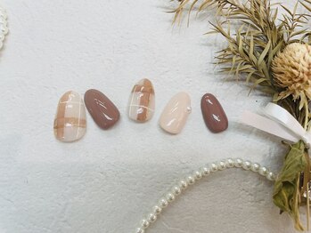 ネイル バズ(NAIL BUZZ)/初回ソフトジェルオフ込9800円