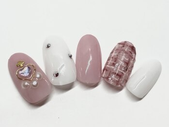 ネイルアンドビューティー サロン リザ(Nail & Beauty Salon LIZA)/ハート×ツイードネイル