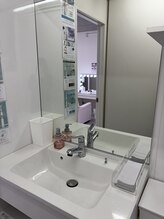 エクシアホワイトニング 奥田店/洗面台