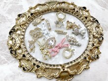 ネイルサロン トゥービー 御徒町上野(To Be)/ストーン付け放題コース8990円