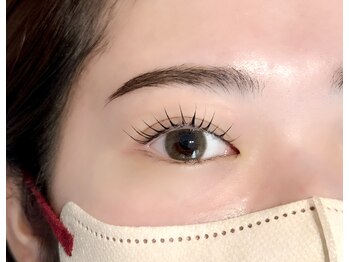 リビング(LIVING)/【パリジェンヌラッシュリフト】