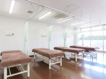 あいあい整骨院 新保院の写真/どこに行っても解消されない辛い身体の症状の原因を見極め、オーダーメイドの施術で根本から改善します◎