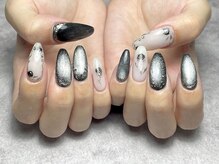 ミルティー(Milty)/Black rose nail