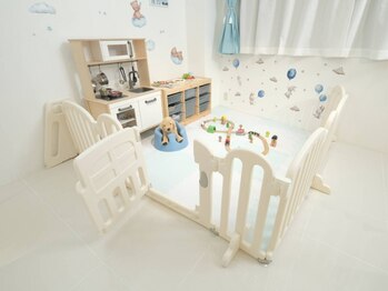 ブリエ(Briller)の写真/【キッズスペース有りなのでお子様連れ大歓迎☆】白基調のおしゃれ空間で産後ママに人気☆