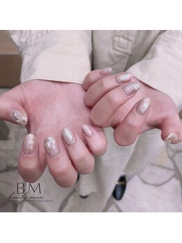 ビューティームーン(beauty moon)/水彩×ピンクニュアンスネイル