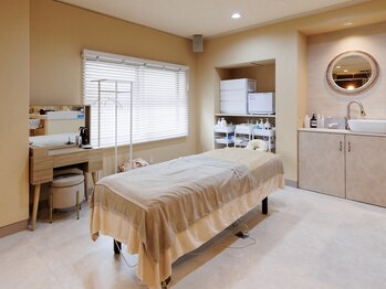 ステラ(Stella)/異国情緒漂う拘りの空間