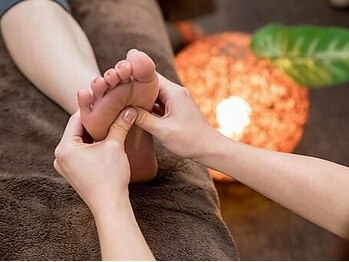 美津の頭癒しの写真/むくみ・冷えに悩む方必見！足つぼ+リンパマッサージ¥4400！巡りを整え疲労・コリを解消！強圧好きも◎
