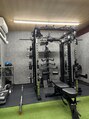 マナオリ(Mana oli) パーソネルトレーニングで筋トレに励んでいます