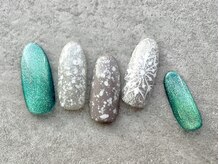 ターラ(Tara)/雪の結晶ネイル