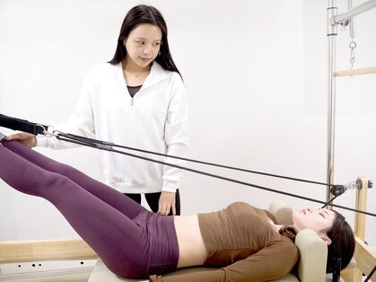 眉毛とまつげパーマの専門店　ロレインブロウ　横手店の写真