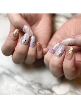 アルティジャーノ(Artigiano)/ネイルデザイン