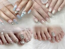 マグネット、フラッシュなど流行りのネイルもお任せください♪