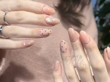 トゥートゥー(TOUTOU)/ドットxチークネイル