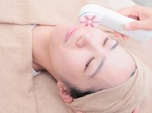 マナ(mana)の雰囲気（「毛穴の奥の汚れまで丁寧にケア♪つるんとなめらか肌へ」）