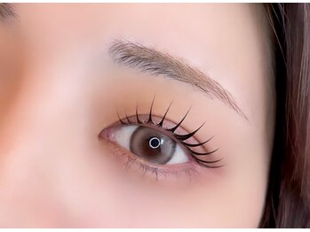 リシェルアイラッシュ 静岡駅前(Richelle eyelash)の写真/《静岡駅徒歩2分◆NEWOPEN》高持続&最軽量フラットラッシュ★軽く,自まつげへの負担を限りなく抑えます♪