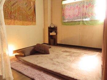 アジアンスペースチャチャニー 寺尾店(Asian Space Chachany)/マットで行うタイ古式の部屋