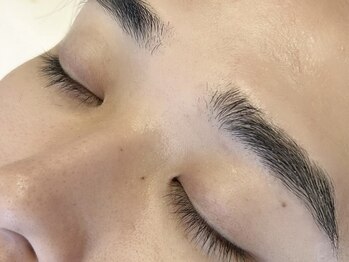 レレガンス(LELEGANCE)/自然体で垢抜け眉◎