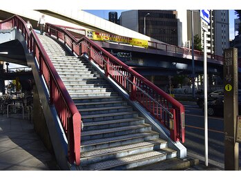 LBSホワイトニング 梅田店/梅田方面からのアクセス1