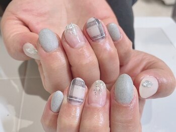 フミ(FMI)/シンプル+お好きなアート4本