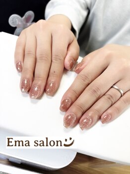 エマサロン(Ema Salon)/