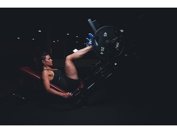 ローリエ/トレーニング|ジム|マッサージ|