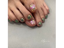 フットネイル、角質ケアもオススメ♪