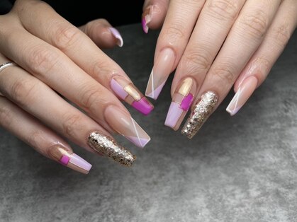 【スカルプ・長さだし特化】nailstudio LOGI -フィルイン/長さだし/スカルプ-の写真