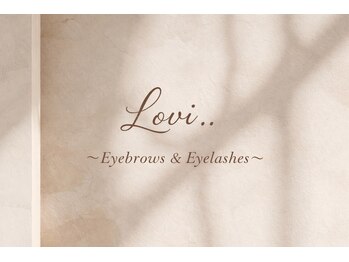 Lovi..【ロヴィ】の写真/【歴10年/豊富な知識と商材】その悩み、お任せください。豊富なパーマと最新LEDで、理想の目元を叶える。