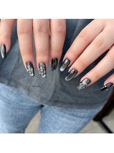 ウムネイル(UM Nail)/