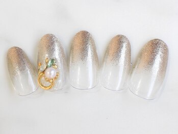 ネイリス(NAILISS)/ラメ/ストーン/ゴールド/春