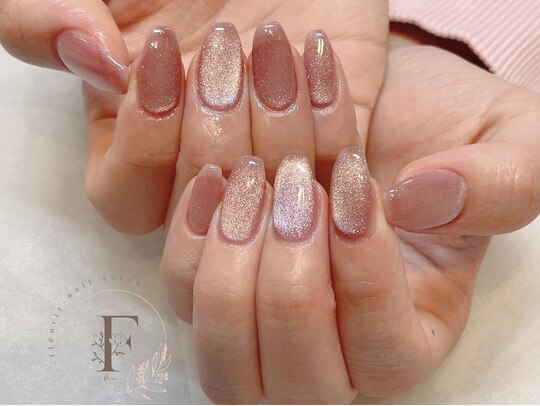 2025年冬トレンド】オフィスのネイルデザイン集(ハンド  