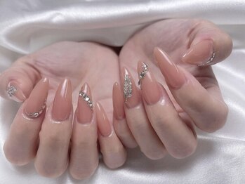 ミオウ(Miou’)の写真/人気の[チップ長さだし]も対応◎実力派ネイリストによる極上美フォルム形成で、想像以上の仕上がりに♪