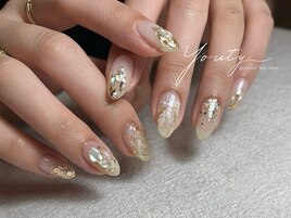 ホワイトニュアンスネイル
