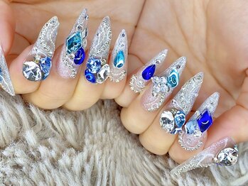 ネイルアイラッシュサロン ジョアアンジェ 難波店(joie ange)/マグネット　ビジューネイル