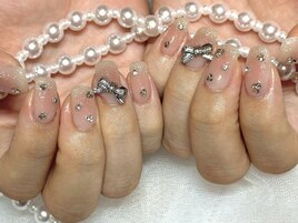 チークネイル　担当西村