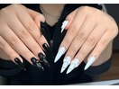 Green Nail salon