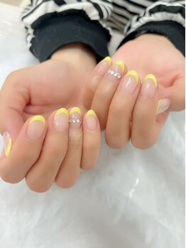 デイジー(DAISY)/フレンチネイル