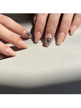 リード ネイル 大府店(LEAD Nail)/ワンカラーにパーツ