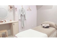 ラボ エステティック アンド ドライヘッドスパ(Lavo)/リンパトリートメントはベッドで