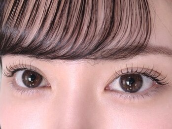 コルザ(colza)の写真/【LEDマツエク認定サロン】話題のLEDマツエクでモテ可愛なお目元にお仕上げ♪低刺激でモチの良さ抜群◎