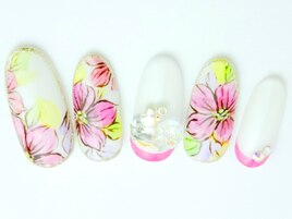 フラワーネイル