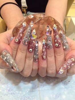 エスフィーネイルサロン ブリーユ(Esfy nailsalon Brille)/キラキラロングスカルプ